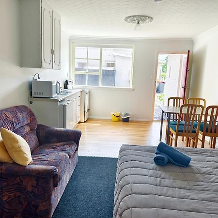 Ferry Motel Christchurch Buitenkant foto