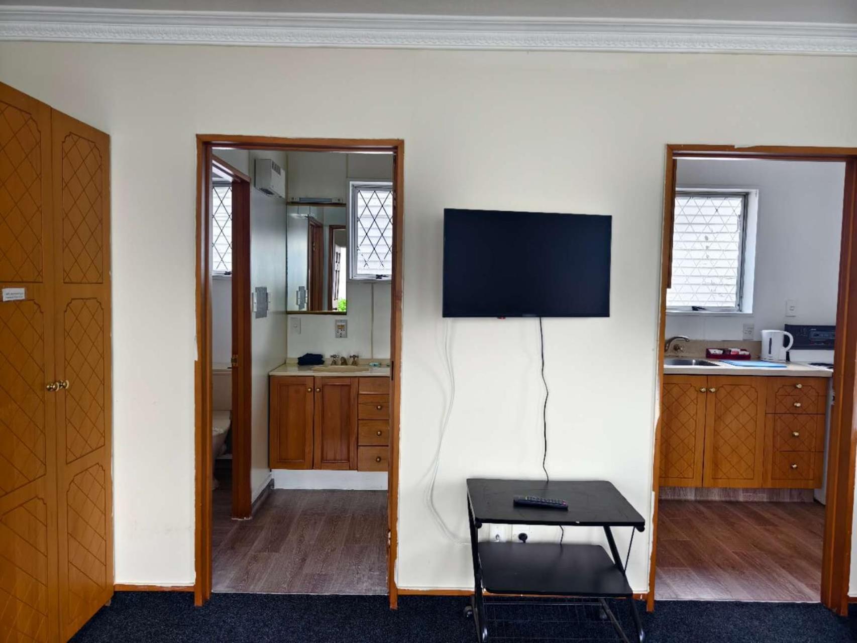 Ferry Motel Christchurch Buitenkant foto