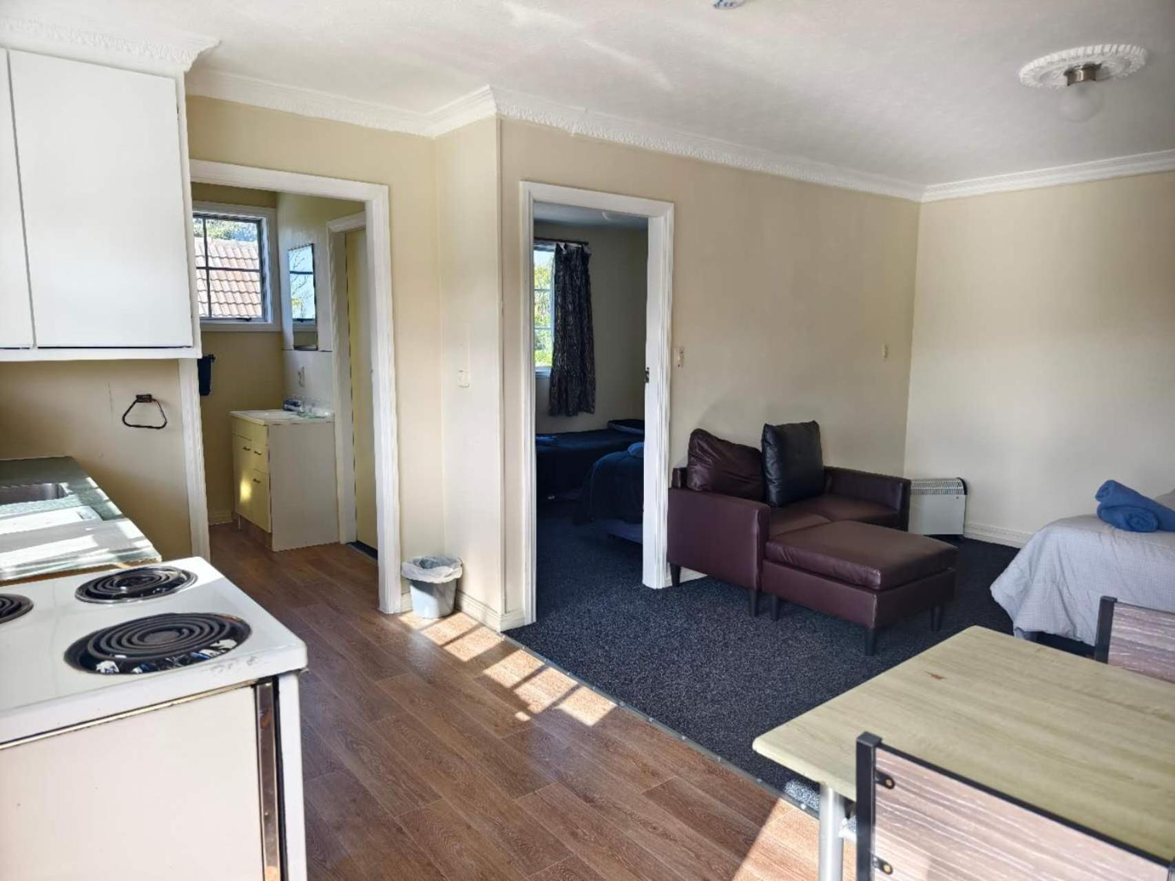 Ferry Motel Christchurch Buitenkant foto